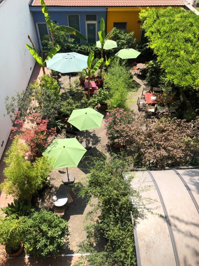 Il Girasole High Quality Inn Milan Exterior photo