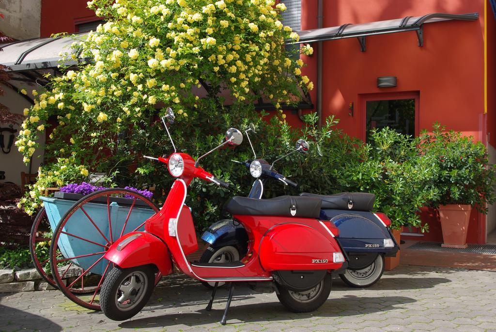 Il Girasole High Quality Inn Milan Exterior photo